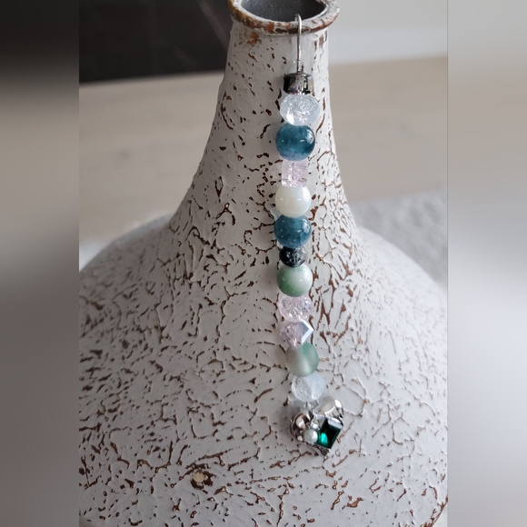 Handmade-Evergreen heart  Christmas tree ornament,Acrylic, Glass/crackled beads - Picture 4 of 4